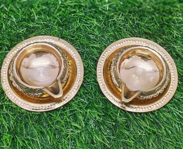Kubera Vilak with plate [Large] 2 set Brass