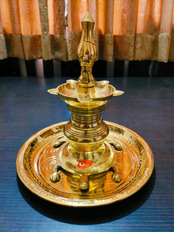 Vasthu Vilaku [Brass] [8.25 Inch] - Image 4