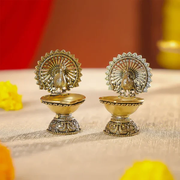 Peacock Diya [1 Pc] [Premium Brass] [4 Inch]